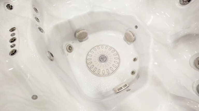Self-Cleaning 779 6
